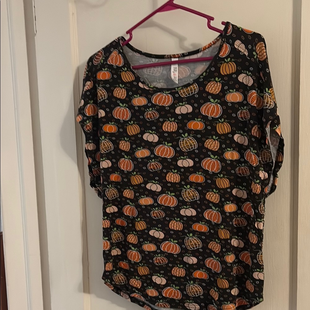 Latched Mama Black and Orange Pumpkin Short Sleeve Nursing Tee